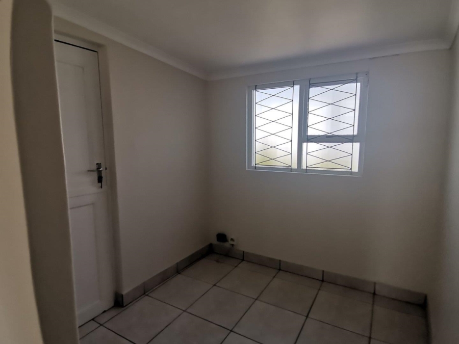 2 Bedroom Property for Sale in Sherwood Eastern Cape